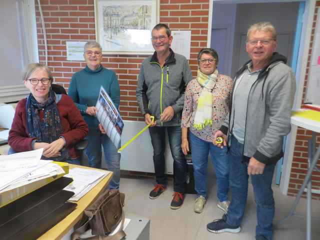 de gauche à droite : Corinne Croisnier (assistante), Françoise Aubron (présidente), Daniel Lechat (-----), Jane Fleurance (----), Gilles Gravoueille (---)